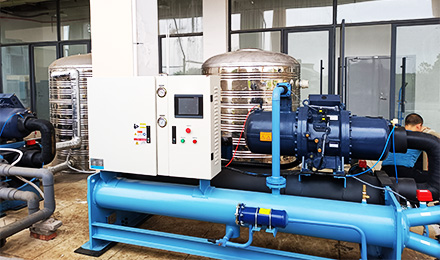 水冷螺桿冷水機(jī)80匹，金銀首飾加工冷卻使用